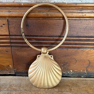 Vintage Brass Seashell Clamshell Ring Towel Holder Wall Mount